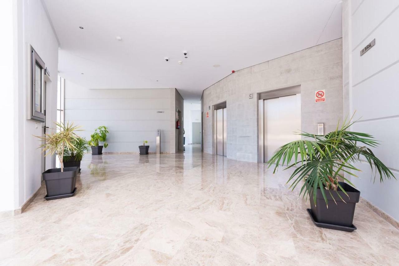 Benidorm High Rise Apartments - Sea Views - Torre Lugano Exterior photo